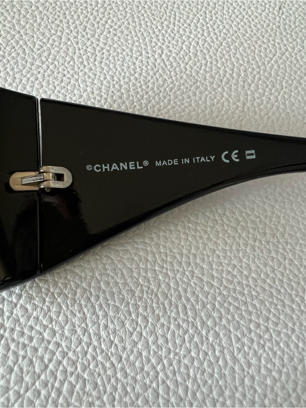 Authentic Used Chanel Woman Sunglasse - Picture 5 of 11